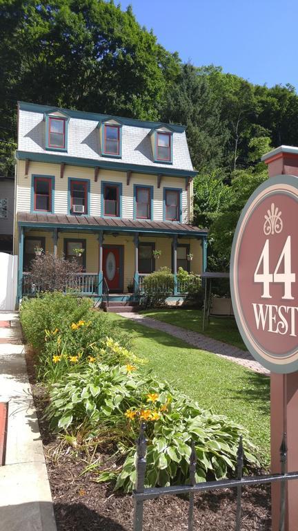 The Inn At Jim Thorpe Exterior photo